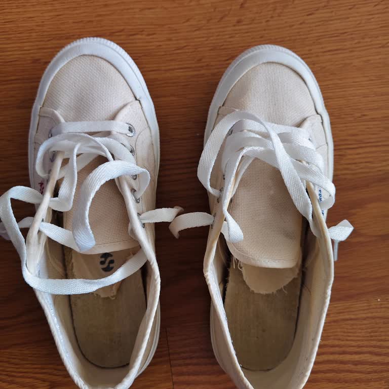 Superga Ayakkabım Eksik Bakım Ve Geç Teslimat Mağduriyeti