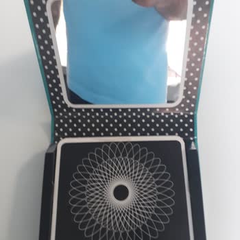 Bebek Ürününde Güvenlik Açığı: Keskin Ayna Çocuğumu Yaraladı