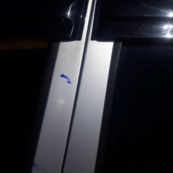 Tüvtürk Personelinin Hatası Sonucu Araçta Kalıcı Leke Oluştu, Mağduriyetim Giderilmiyor