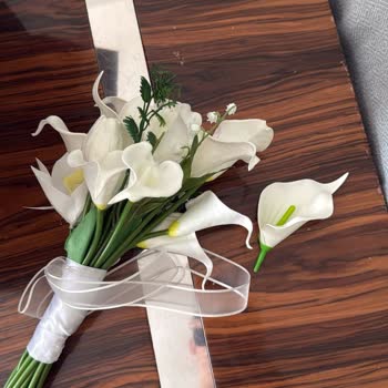 Görselden Farklı Gelen Gelin Çiçeği Ve İade Talebime Yanıt Alamıyorum