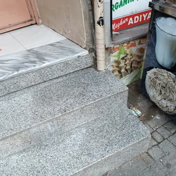 İSKİ'nin Su Sızıntısı Sorununu Çözmemesi Ve Bilgilendirme Eksikliği