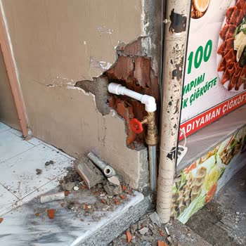 İSKİ'nin Su Sızıntısı Sorununu Çözmemesi Ve Bilgilendirme Eksikliği