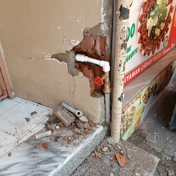 İSKİ'nin Su Sızıntısı Sorununu Çözmemesi Ve Bilgilendirme Eksikliği