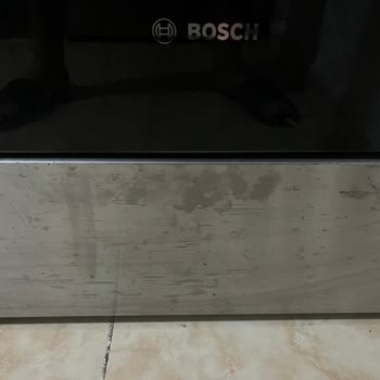 Bosch Buzdolabı ve Fırında Kalıcı Paslanma ve Renk Solması Sorunu