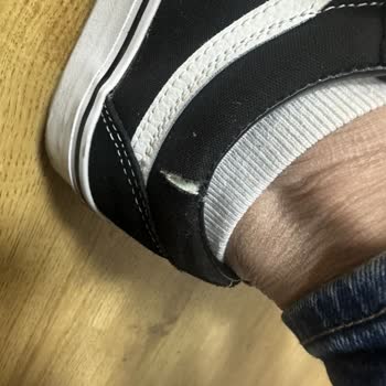 İki Kere Giyilen Ayakkabının Patlaması Hayal Kırıklığı Yarattı