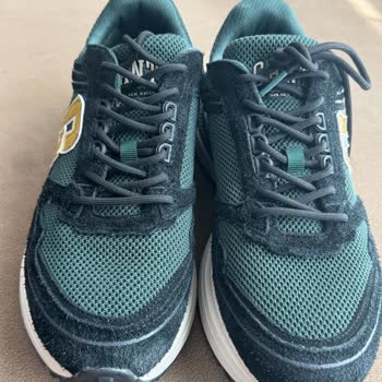 Görselden Farklı, Kusurlu Ayakkabı Ve Yetersiz İade Süreci Mağduriyeti