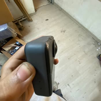 Kandao Qoocam 3'ün Ön Kısmı Eridi