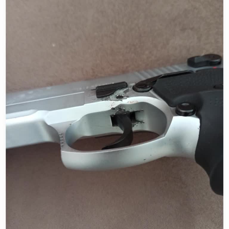 Tabancamın Tetik Mekanizması Bozuldu Fabrika Yüksek Ücret Talep Ediyor