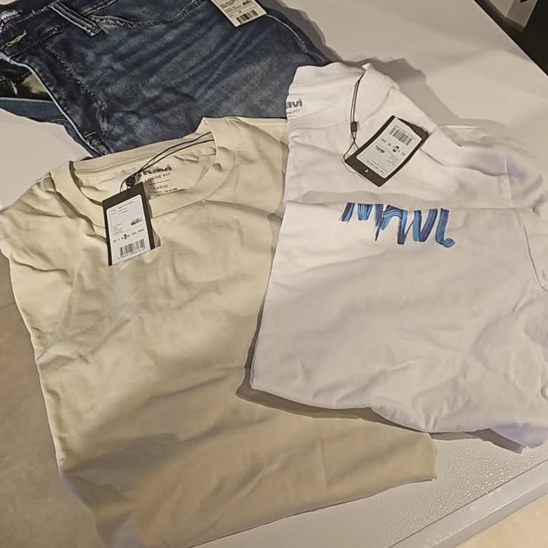 Değişim Süresi Hakkında Bilgilendirme Eksikliği Ve İlgisiz Mağaza Personeli