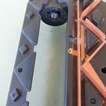 Philips Dikey Süpürgede Fırça Parçası Kırıldı Hayal Kırıklığı Yaşadım