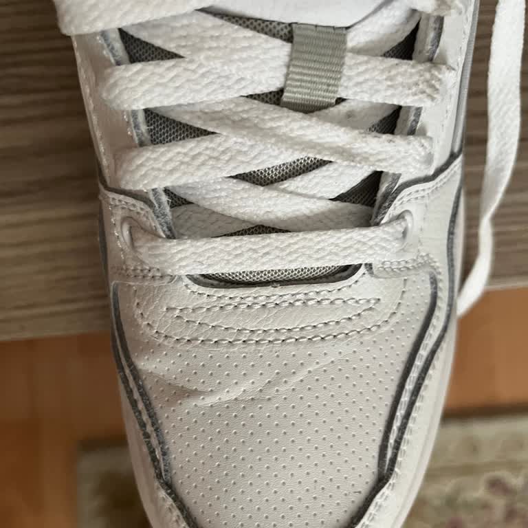 Üç Kez Giyilen Puma Ayakkabıda Kırık Ve Mağazadan Çözüm Yok