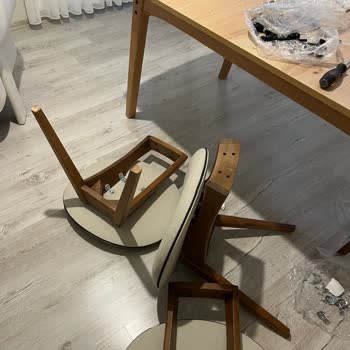 Vivense Masa Takımı Yanlış Renk Ayaklarla Teslim Edildi, Müşteri Hizmetlerinden Çözüm Alınamıyor