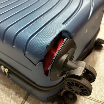 AJet Uçuşunda Bagajım Ciddi Şekilde Hasar Gördü, Mağduriyetim Giderilmiyor