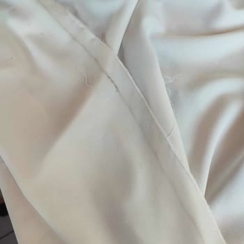 Vrgabaya Abaya Kötü Kalite, Sorumsuz Hizmet: Hayal Kırıklığı Yaratan Alışveriş