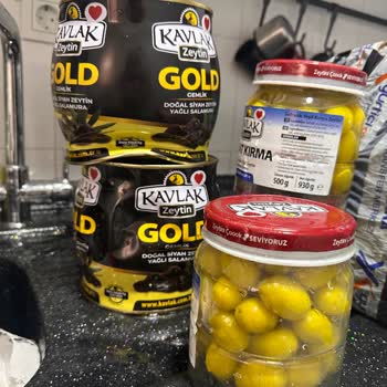 Kargo İle Gelen Zeytin Ve Zeytinyağı Bozulmuş Ve Sızıntılı Teslim Edildi