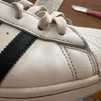 Adidas Superstar Ayakkabıda 4 Ayda Deformasyon ve İade Reddi Mağduriyeti