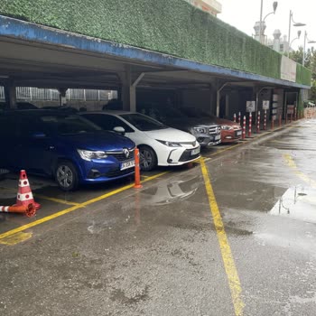 Hisar Hospital Ümraniye Acil Servis Otoparkının Ücretli Olması Ve Hastane Yönetiminin Duyarsızlığı