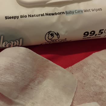Yeni Açılan Sleepy Bio Natural Islak Mendilde Küf Ve Siyah Leke Sorunu Tekrarlandı