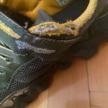 Aldığım Skechers Ayakkabı 1,5 Ayda Parçalandı, Para İadem Rededildi