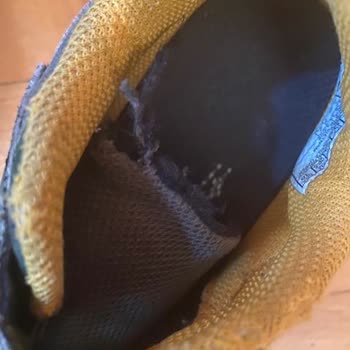 Skechers Sneakers Shatter in One Month - Retailer Claims "User Fault"
