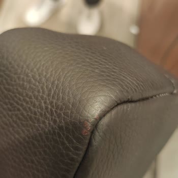 Cacharel Paris’ten Alınan Çantada Soyulma Ve Dikiş Problemi, İade Talebim Reddedildi