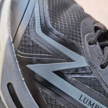 Su Geçirmez Ayakkabıda Yırtık Ve Çözüm Sunulmaması Mağduriyeti