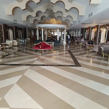 Aile Odası Yerine Yerde Yatak: Tatil Hayal Kırıklığı