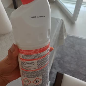 Domestos Beyaz Çamaşır Suyu Tişörtümde Kalıcı Renk Değişikliğine Sebep Oldu, Mağduriyetimin Giderilmesini Talep Ediyorum