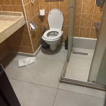 Rezervasyon Sonrası Sözlerin Tutulmaması Ve Kötü Otel Deneyimi