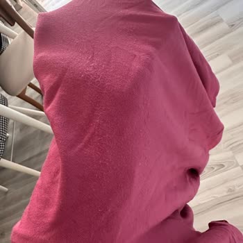 Kullanılmamış Mavi Tişörtte Tüylenme Ve Olumsuz Garanti Deneyimi