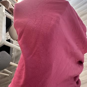 Kullanılmamış Mavi Tişörtte Tüylenme Ve Olumsuz Garanti Deneyimi