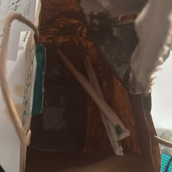 Boş Kahve Bardağı Ve Yetersiz İade Teklifiyle Büyük Hayal Kırıklığı