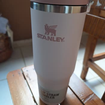 Yanlış Renk Termos Gönderimi Ve Müşteri Hizmetlerine Ulaşılamıyor