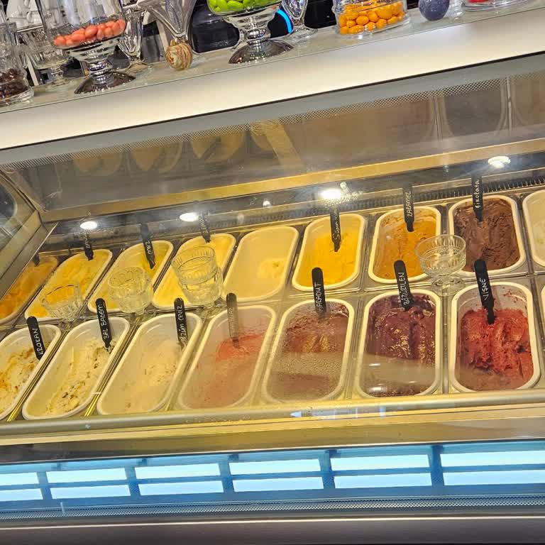 Özsüt Atakent Şubesi'nde Temel Ürün Eksikliği Ve Müşteri Mağduriyeti