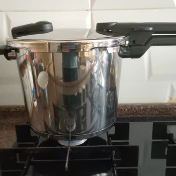 Fissler Düdüklü Tencerede Buhar Kaçağına Yetkili Servis Ve Evkur İlgisizliği