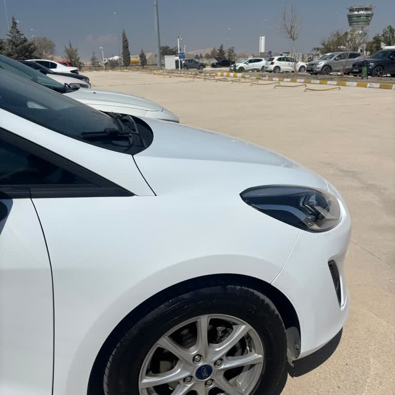 Europcar Yanlış Araç Teslimatı Ve Ücret İadesi Sorunu