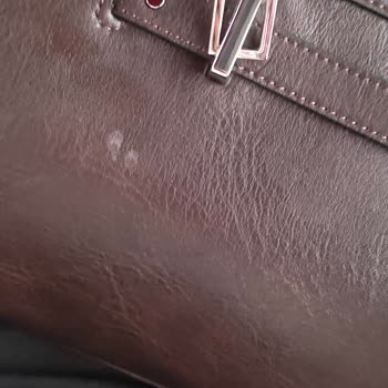 Muavin Kolonyası Çantamı Mahvetti Firma Sorumluluk Almadı