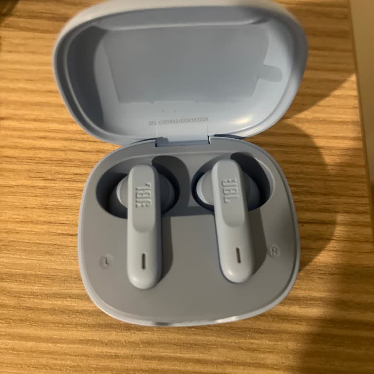 Sıfır Aldığım JBL Kulaklıkta Sol Taraf Çalışmıyor!