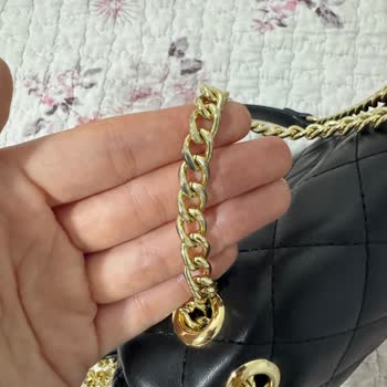 Valentino Çantada İlk Kullanımda Deformasyon Ve Müşteri Hizmetlerinde Çözüm Yok