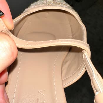 Ayakkabı İçinde Yabancı Cisim Ayağımı Yaraladı Değişim Yapılmadı