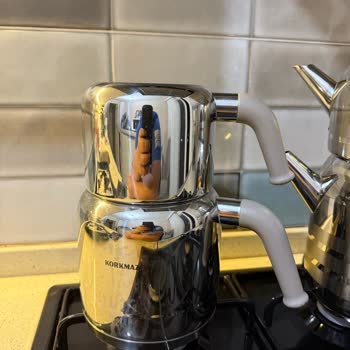 Çaydanlığın Boruları İki Yıl İçinde Kırıldı Ve Tamir Edilemiyor