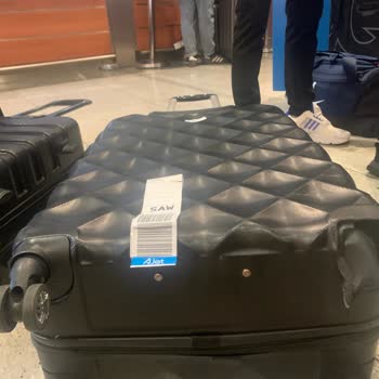 Ajet Uçuşunda Bagajlarım Kırıldı Hasarım Karşılanmadı