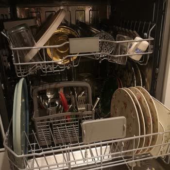 Bulaşık Makinesi Tabak Uyumsuzluğu Ve Kurulama Sorunu