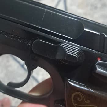 Sarsılmaz Kılıç 2000 Light Silahımda Sürgüde Çatlak Oluştu, Mağduriyetimin Giderilmesini İstiyorum