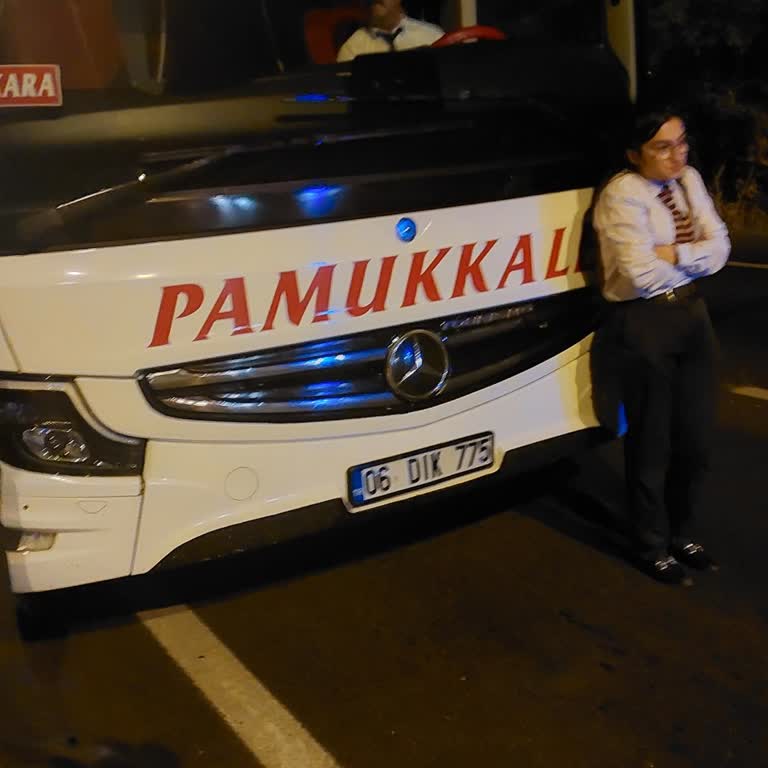 Pamukkale Turizm Otobüs Arızası Sonrası Saatlerce Yolda Mahsur Kaldık Çözüm Yok
