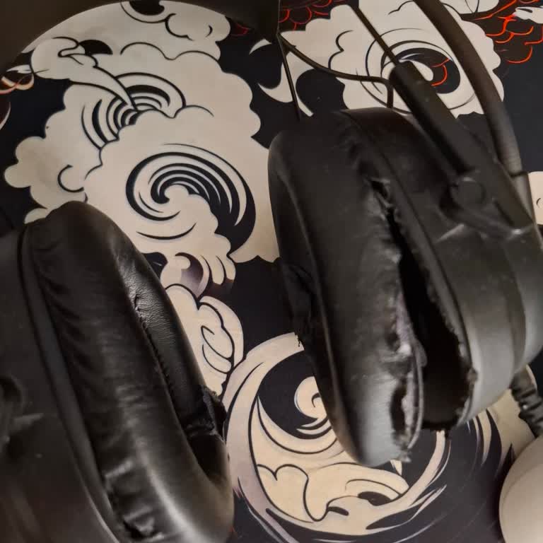 Rampage Reactor R41 Kulaklık Pedleri Kısa Sürede Soyuldu, Yedek Parça Talebim Var