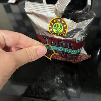 Kahve Paketinden Plastik Lastik Çıkması Nedeniyle Mağduriyet Yaşadım