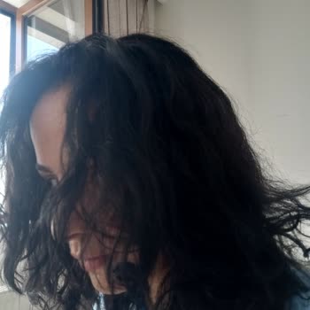 Koyu Kahve Saç Boyası Saçımı Siyaha Döndürdü, Mağduriyet Yaşıyorum