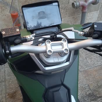 Yeni Alınan Motosikletin Direksiyon Sorunu Güvenli Sürüşü Engelliyor