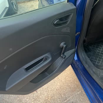 Axa Sigorta Poliçeme Uygun Temiz Üst Segment Araç Sağlamadı Mağduriyet Yaşadım